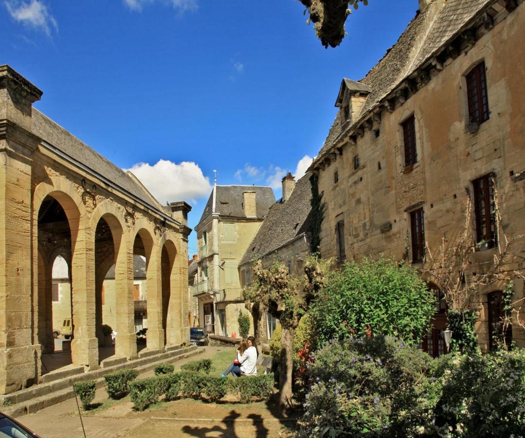 Petite Maison En Pierre Au Coeur Du Perigord Noir Proche De Sarlat Et Rocamadour Salignac Eyvigues Kültér fotó