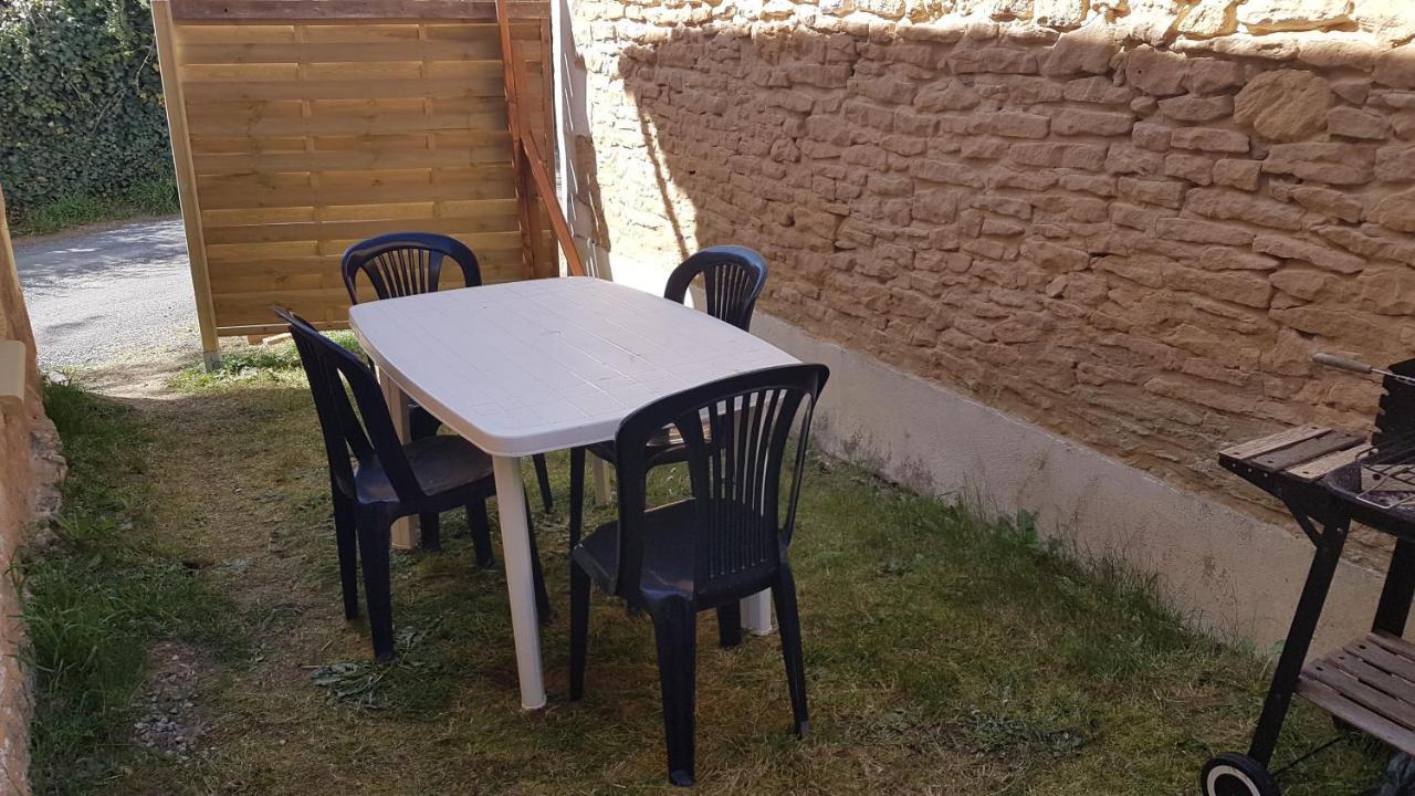 Petite Maison En Pierre Au Coeur Du Perigord Noir Proche De Sarlat Et Rocamadour Salignac Eyvigues Kültér fotó